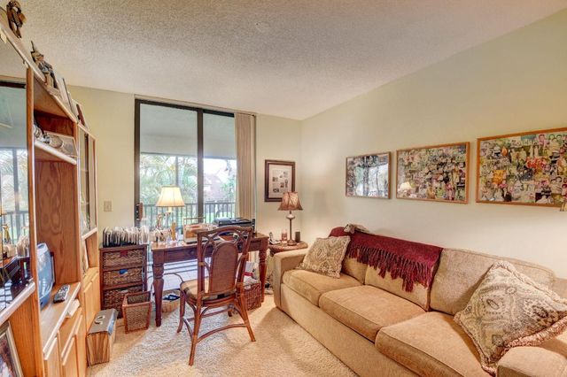 7861 La Mirada Drive, Boca Raton, FL 33433