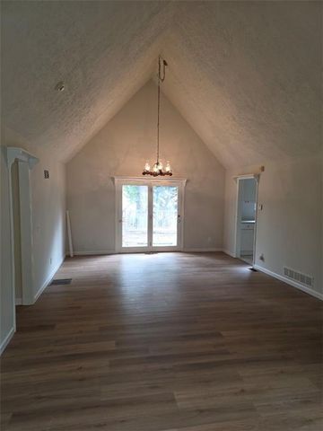 825 Winfield Court, Marietta, GA 30060