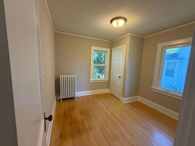 1162 Lawson Avenue E, Saint Paul, MN 55106