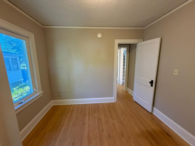 1162 Lawson Avenue E, Saint Paul, MN 55106