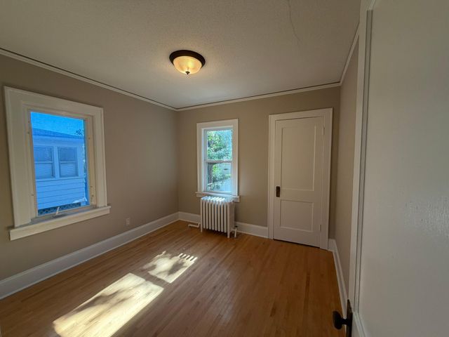 1162 Lawson Avenue E, Saint Paul, MN 55106