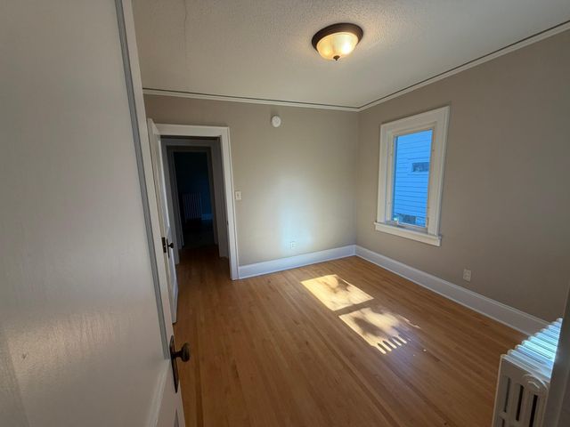 1162 Lawson Avenue E, Saint Paul, MN 55106