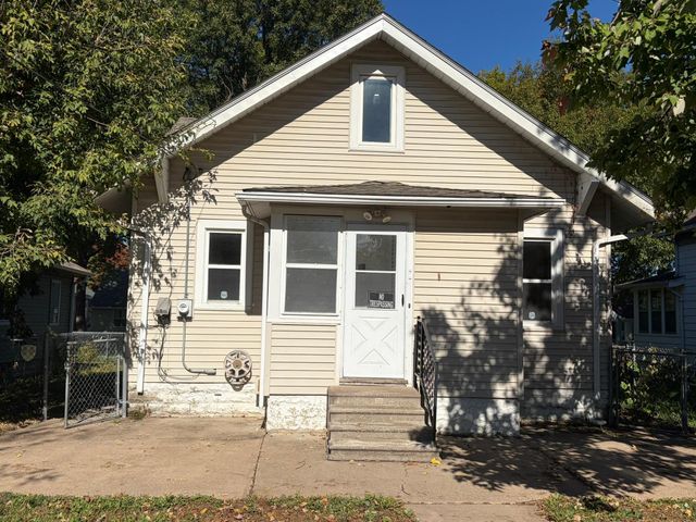 1162 Lawson Avenue E, Saint Paul, MN 55106