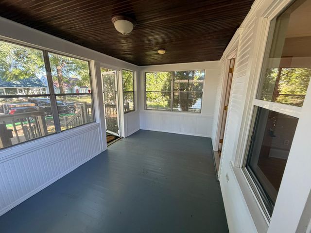 1162 Lawson Avenue E, Saint Paul, MN 55106