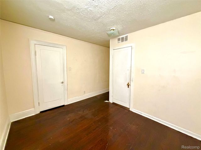 13027 Rosemary Street, Detroit, MI 48213