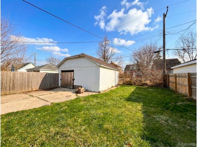 13027 Rosemary Street, Detroit, MI 48213