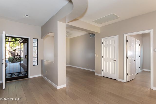 7458 W Crimson Sky Drive, Tucson, AZ 85743