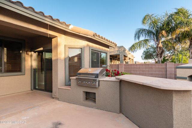 7458 W Crimson Sky Drive, Tucson, AZ 85743