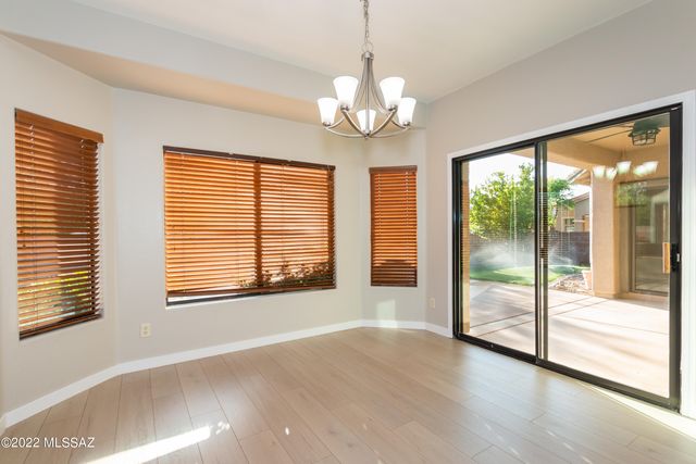 7458 W Crimson Sky Drive, Tucson, AZ 85743