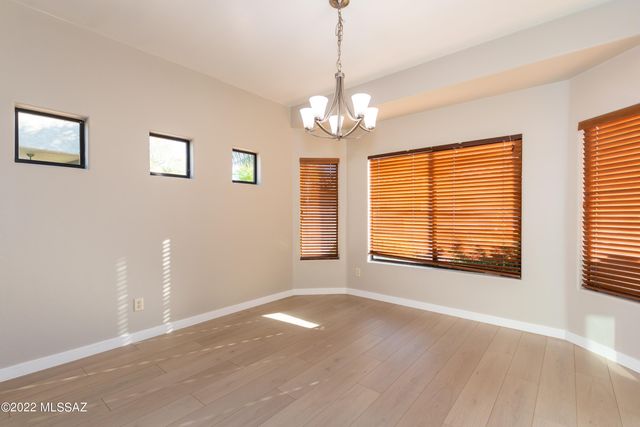 7458 W Crimson Sky Drive, Tucson, AZ 85743
