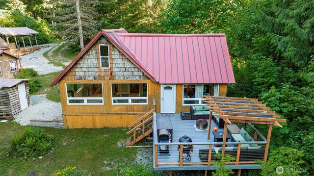 63307 W Ross Place, Marblemount, WA 98267
