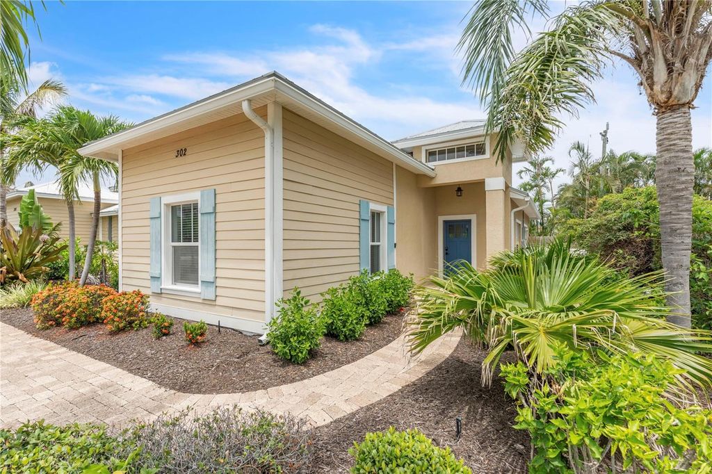 302 67TH STREET, HOLMES BEACH, FL 34217 — photo 2
