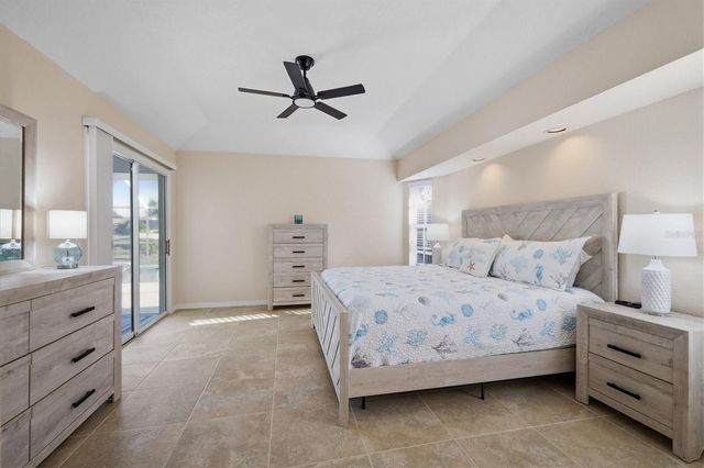 1060 TRUMAN STREET, Nokomis, FL 34275