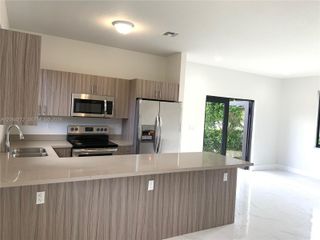 211 NW 7th Court A, Hallandale Beach, FL 33009