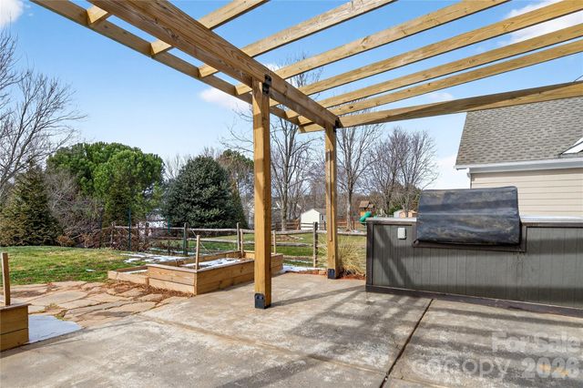 119 N Wendover Trace, Mooresville, NC 28117