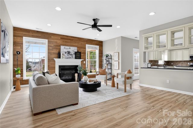 119 N Wendover Trace, Mooresville, NC 28117