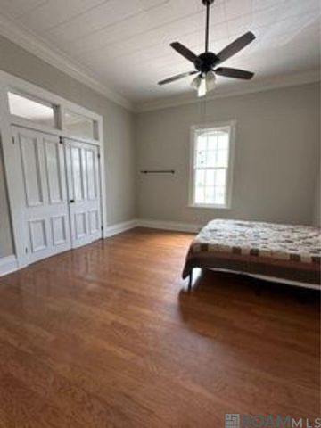 1030 2nd St, Morgan City, LA 70380