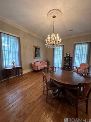 1030 2nd St, Morgan City, LA 70380