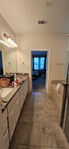 8107 Laughing Falcon Trail, Conroe, TX 77385