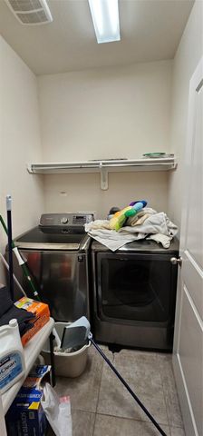 8107 Laughing Falcon Trail, Conroe, TX 77385