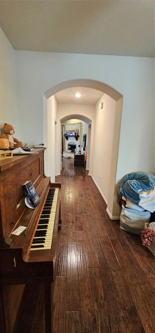 8107 Laughing Falcon Trail, Conroe, TX 77385