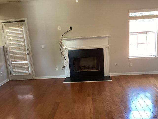 1720 Byrom Parkway, Jonesboro, GA 30236