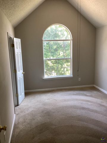 1720 Byrom Parkway, Jonesboro, GA 30236