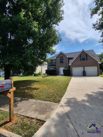 1720 Byrom Parkway, Jonesboro, GA 30236