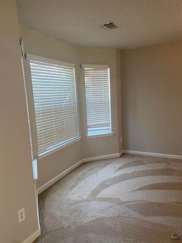 1720 Byrom Parkway, Jonesboro, GA 30236