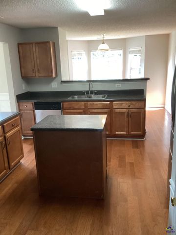 1720 Byrom Parkway, Jonesboro, GA 30236