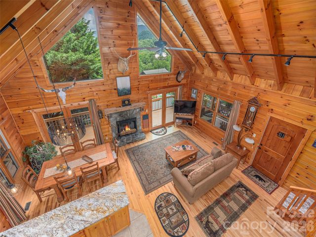 193 Valley Creek Drive, Maggie Valley, NC 28751