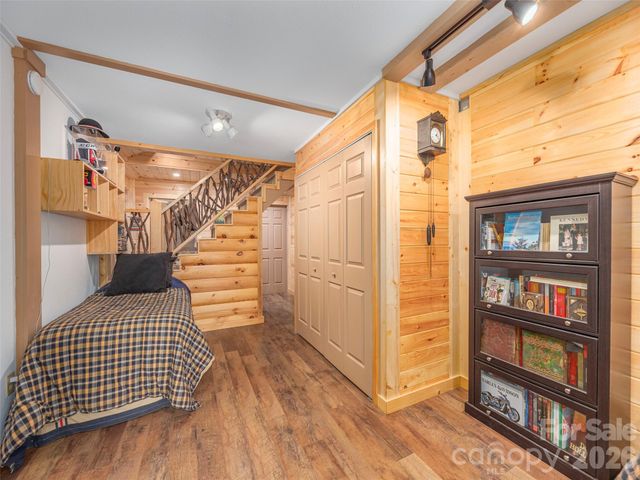 193 Valley Creek Drive, Maggie Valley, NC 28751