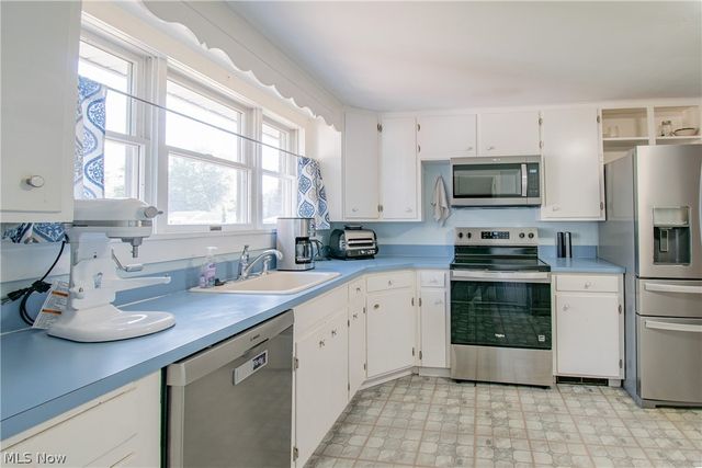 427 W Sunset Drive, Rittman, OH 44270