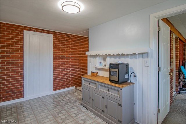 427 W Sunset Drive, Rittman, OH 44270