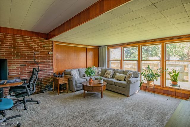 427 W Sunset Drive, Rittman, OH 44270