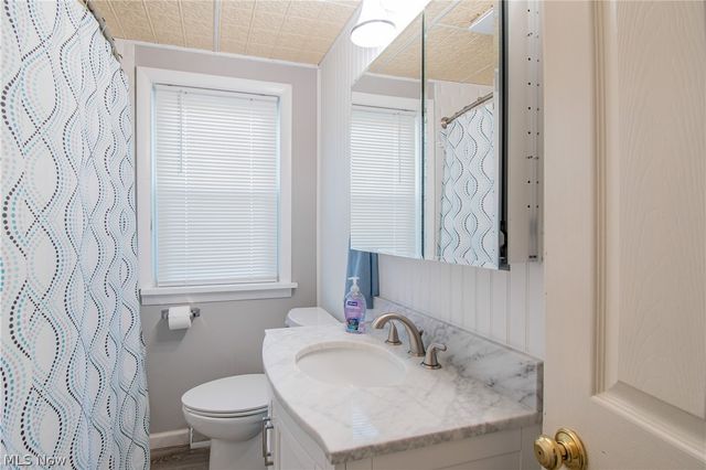 427 W Sunset Drive, Rittman, OH 44270