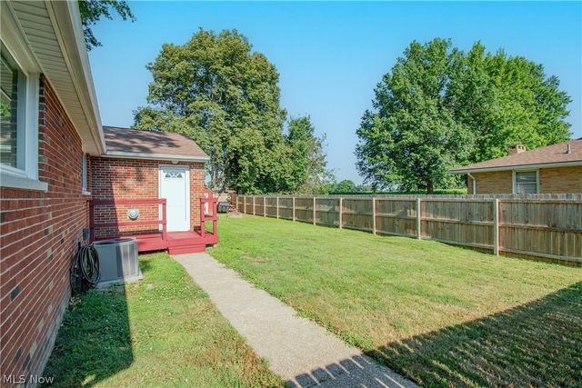 427 W Sunset Drive, Rittman, OH 44270