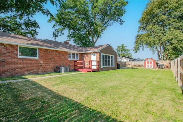 427 W Sunset Drive, Rittman, OH 44270