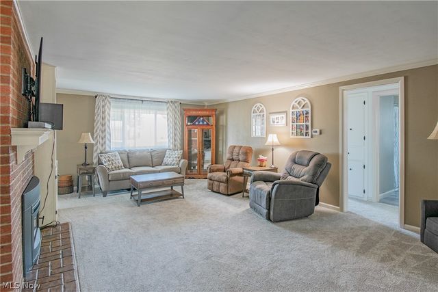 427 W Sunset Drive, Rittman, OH 44270