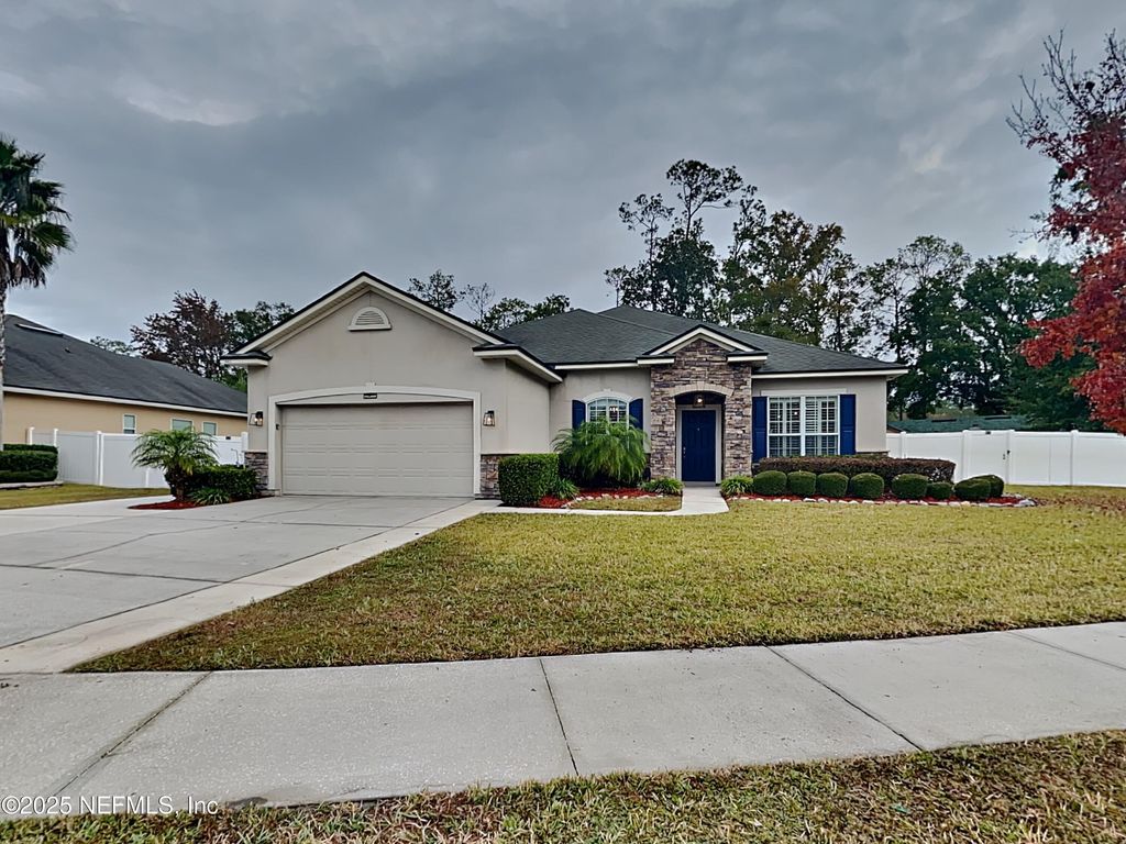 440 PINE EAGLE Drive, Fleming Island, FL 32003