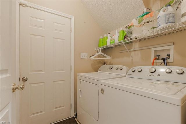 7 Creekmere CV, Newport News, VA 23603