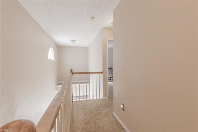 7 Creekmere CV, Newport News, VA 23603