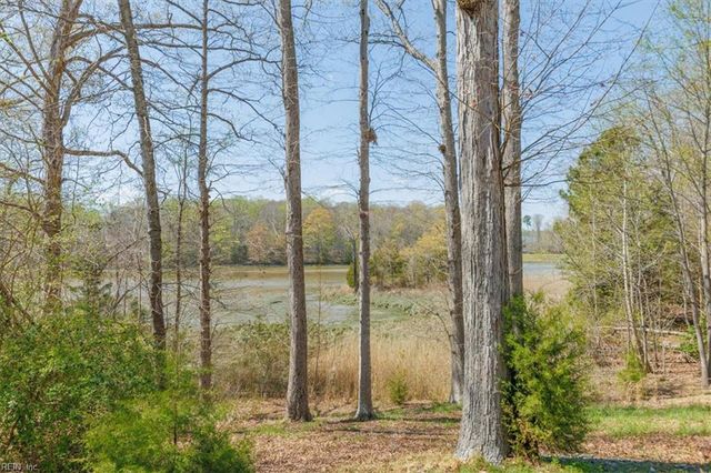 7 Creekmere CV, Newport News, VA 23603