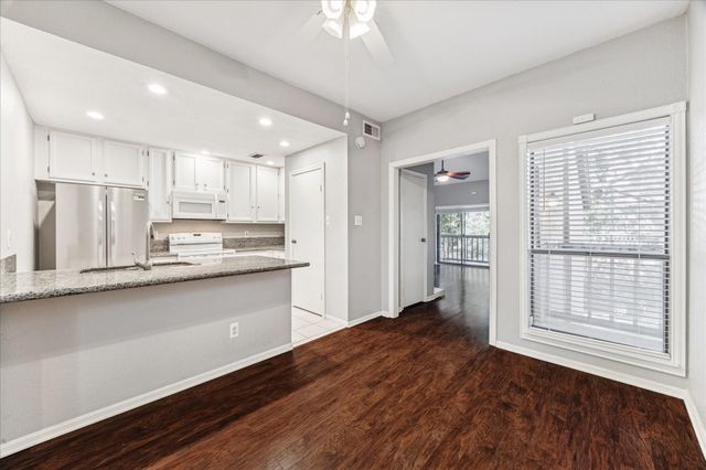 11711 Memorial Drive 510, Houston, TX 77024