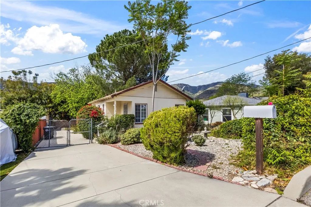 2914 Piedmont Avenue, Glendale, CA 91214