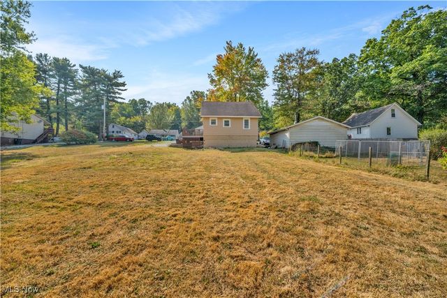 1575 Faye Road, Akron, OH 44306