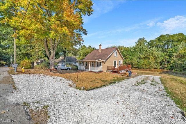 1575 Faye Road, Akron, OH 44306