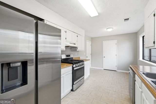 3265 Trotters Walk Circle, Snellville, GA 30078