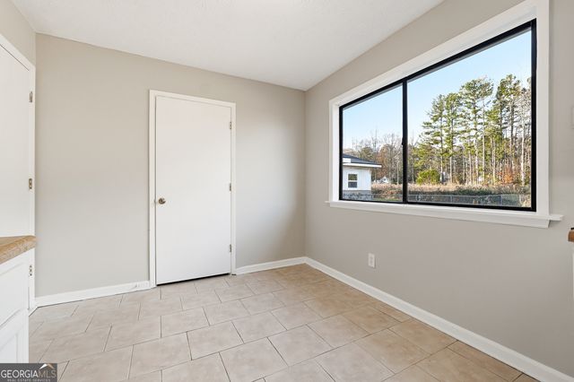 3265 Trotters Walk Circle, Snellville, GA 30078