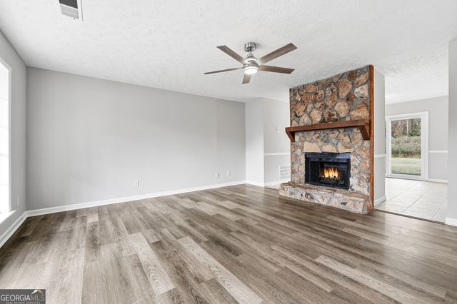 3265 Trotters Walk Circle, Snellville, GA 30078